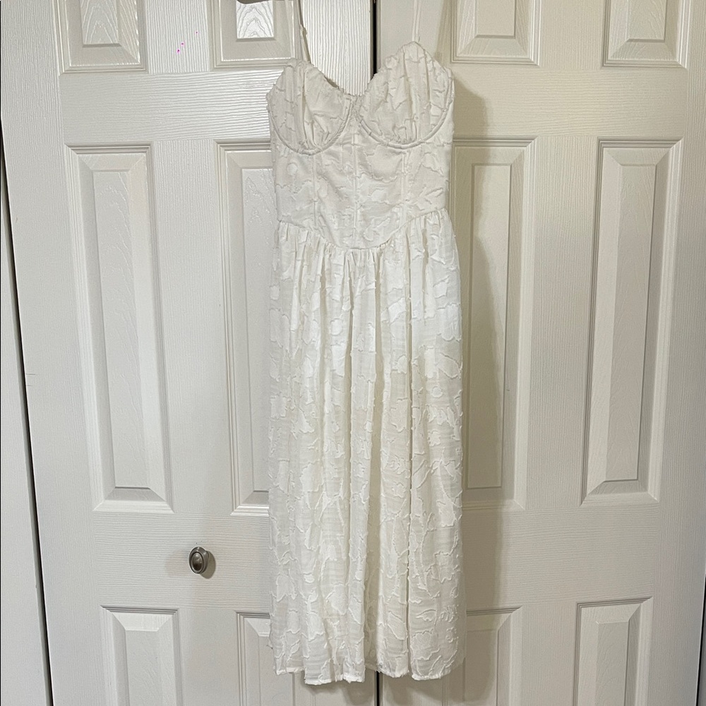 Chic White Midi Dress